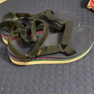 Teva sandals-flatform